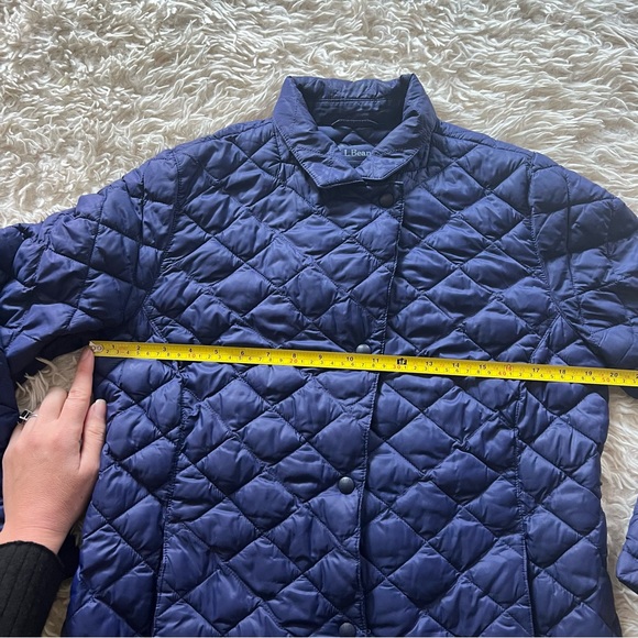 LL Bean Women’s Quilt Puffer Jacket Petite Medium Dark Blue - Picture 5 of 7
